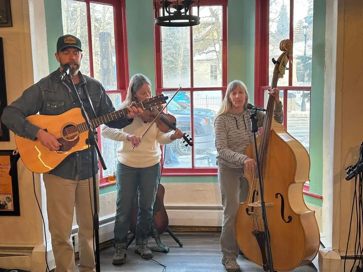 The Honey Biscuits at Syndicate Brewing