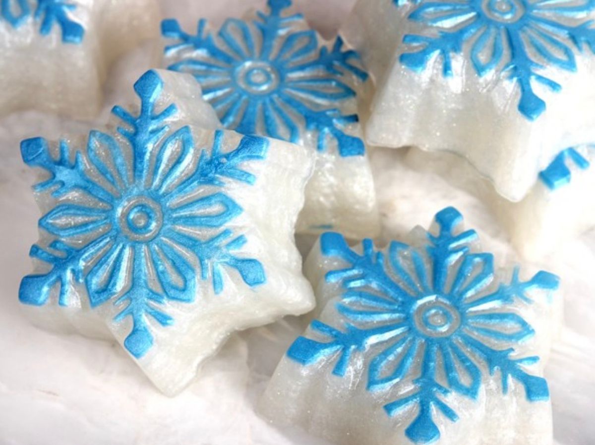 A Trio of Snowflake Soaps Workshop