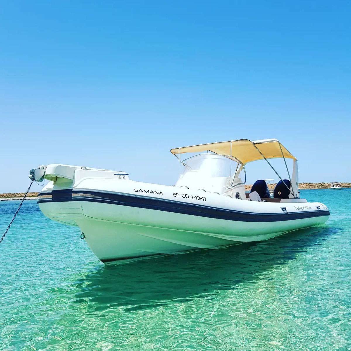 Excursi\u00f3n por Ibiza y Formentera a bordo de una lancha privada (Saman\u00e1)
