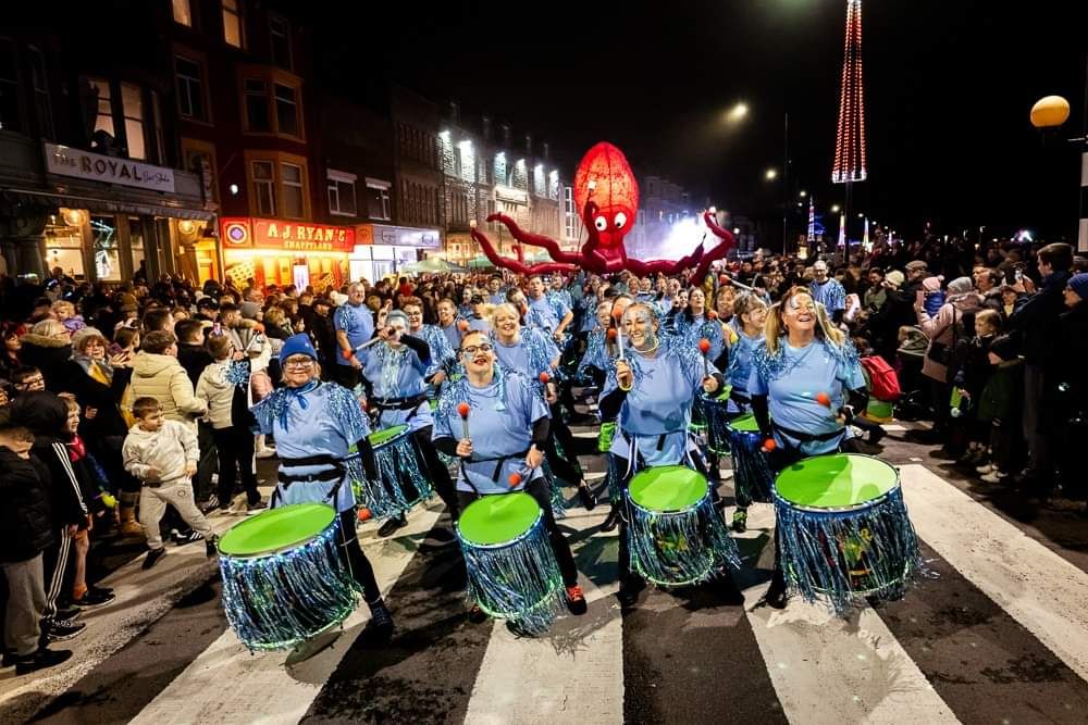 Samba Espirito perform in Baylight Parade 2025