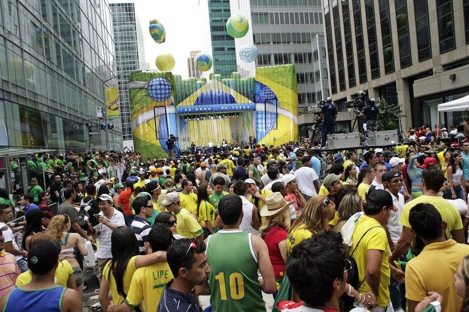 Brazilian Day 2022, Little Brazil St, New York, NY 10036, United States