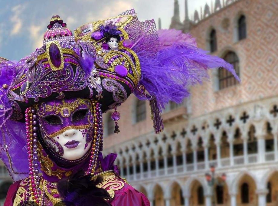 Carnavales en Venecia con Caminar Contigo 