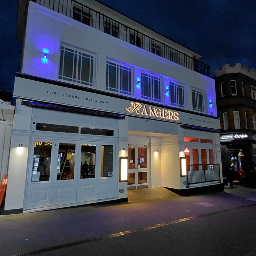 100 % UKG meets 100 % Funky House meets 100 % RnB