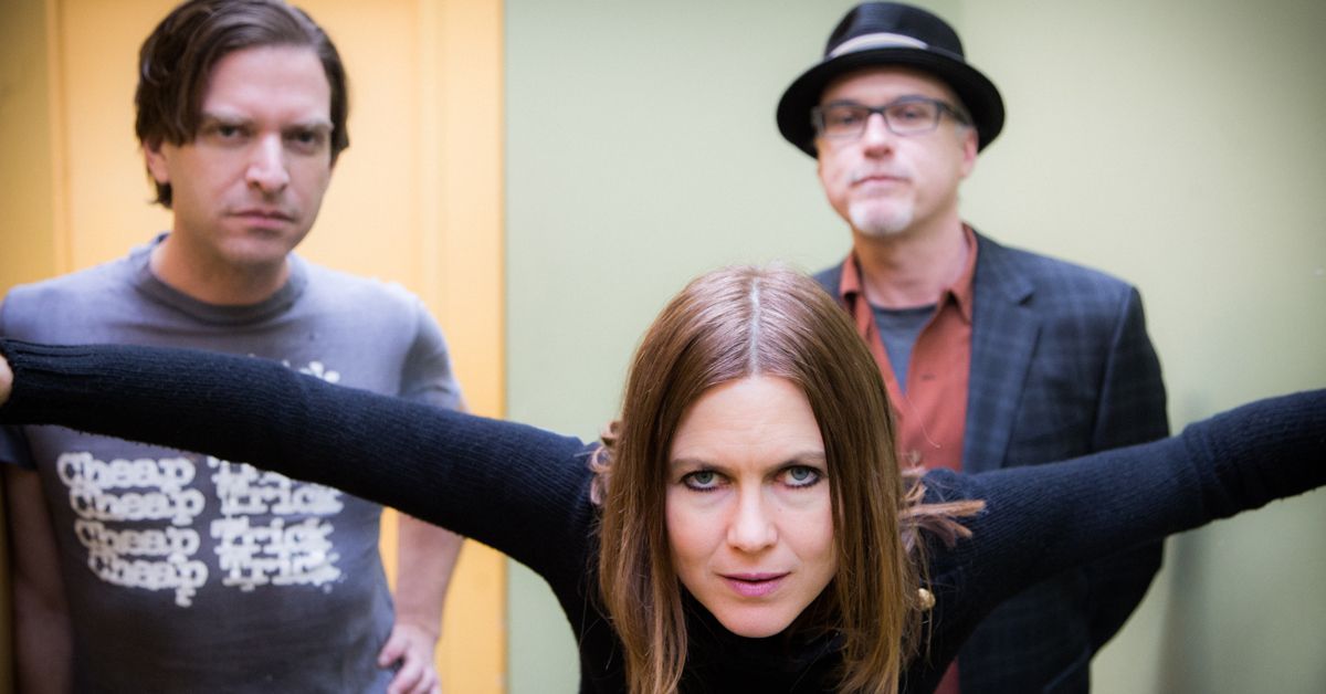 The Juliana Hatfield Three