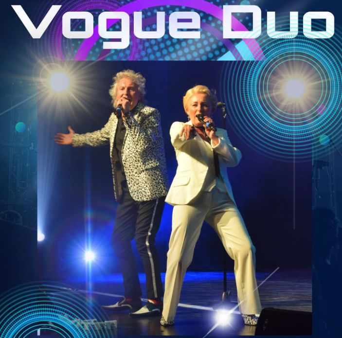 Vogue Duo & Rod Stewart live at FCC