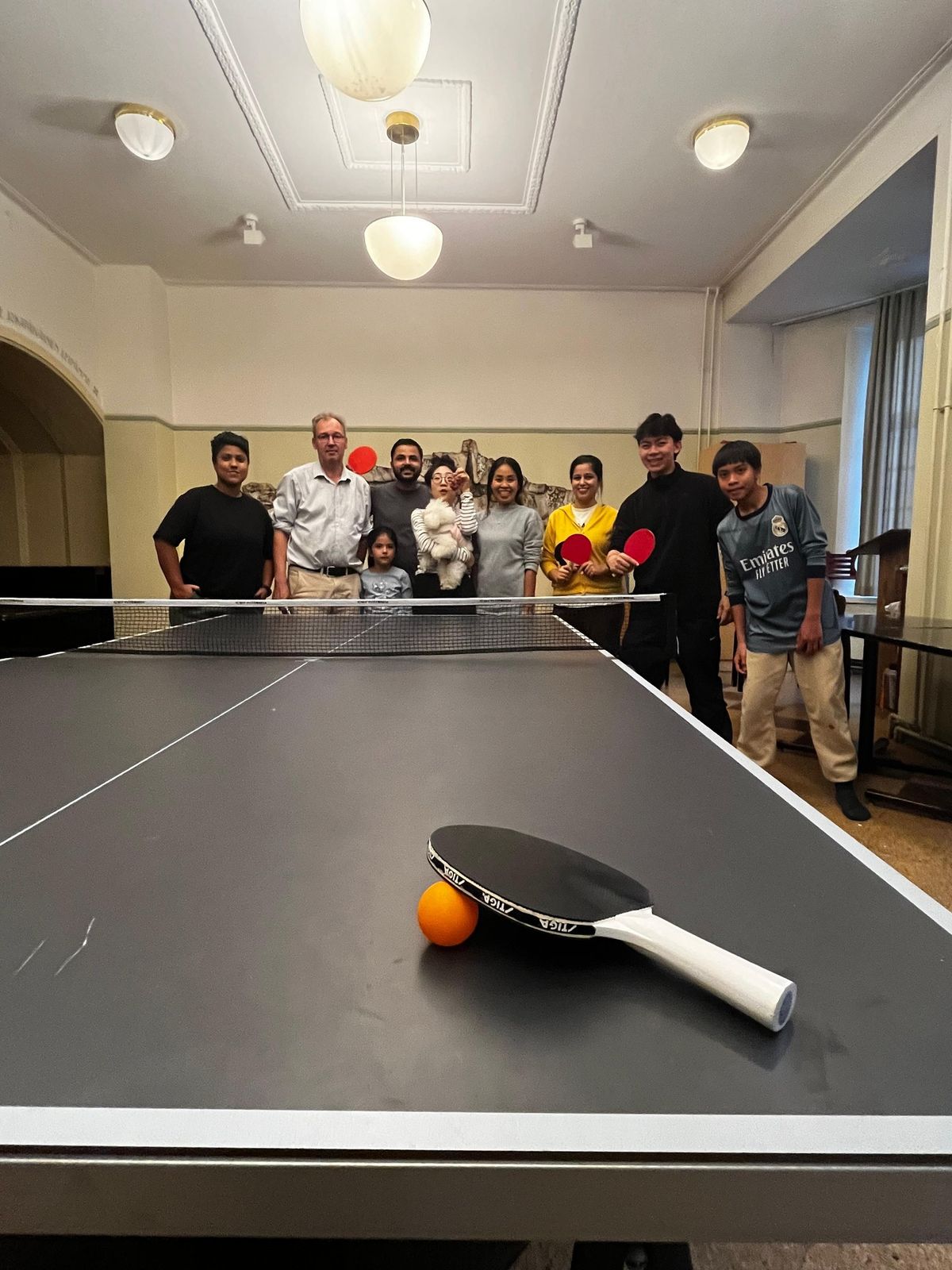 Pingiskerho \/ Table Tennis Club