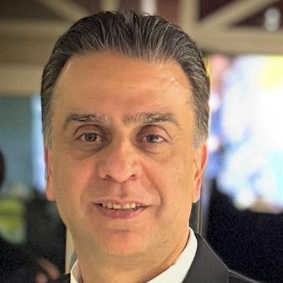 Navid Nik\/ WealthBuilder