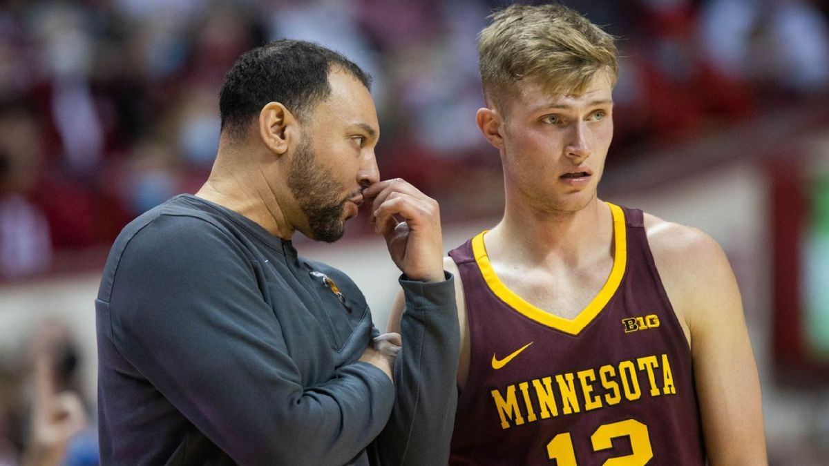 Penn State Nittany Lions at Minnesota Golden Gophers Mens Basketball at Williams Arena