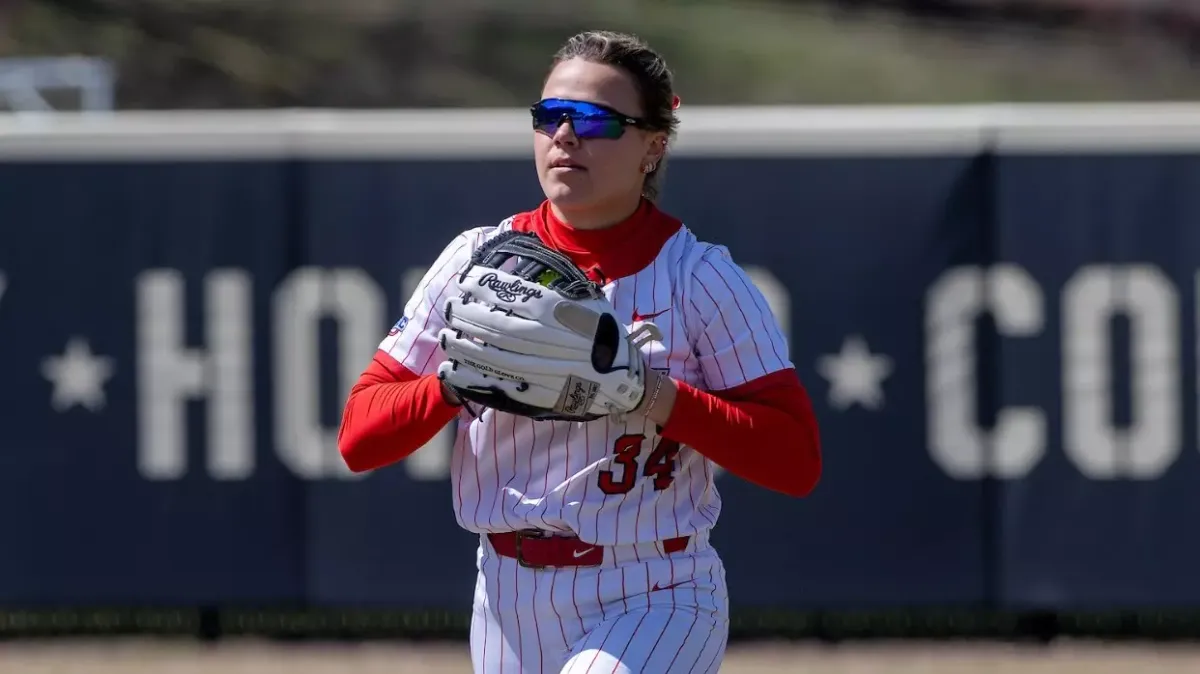 Parking Marist Red Foxes at Saint Peter's Peacocks Mens Basketball