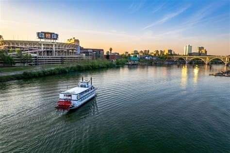 Tn riverboat field trip