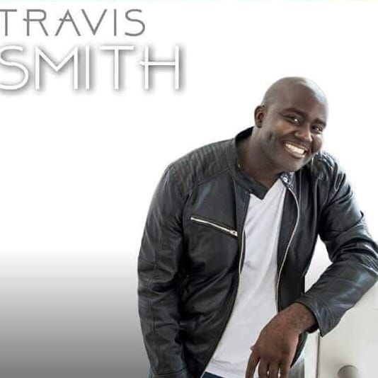 Live Music Saturday with Travis Smith