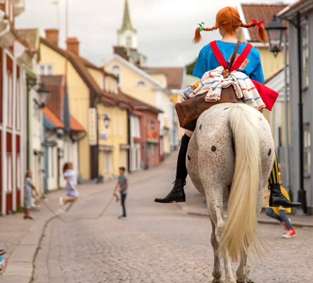 \u015awiat Astrid Lindgren, czyli szwedzki Disneyland.\/ 1500 zl os doros\u0142a . 1400  z\u0142 dzieci