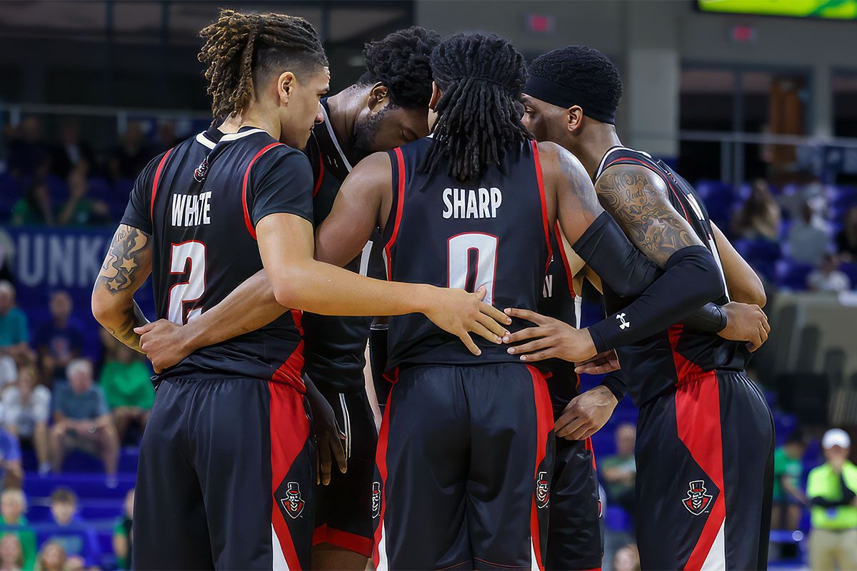 Jacksonville Dolphins at Lipscomb Bisons Mens Basketball