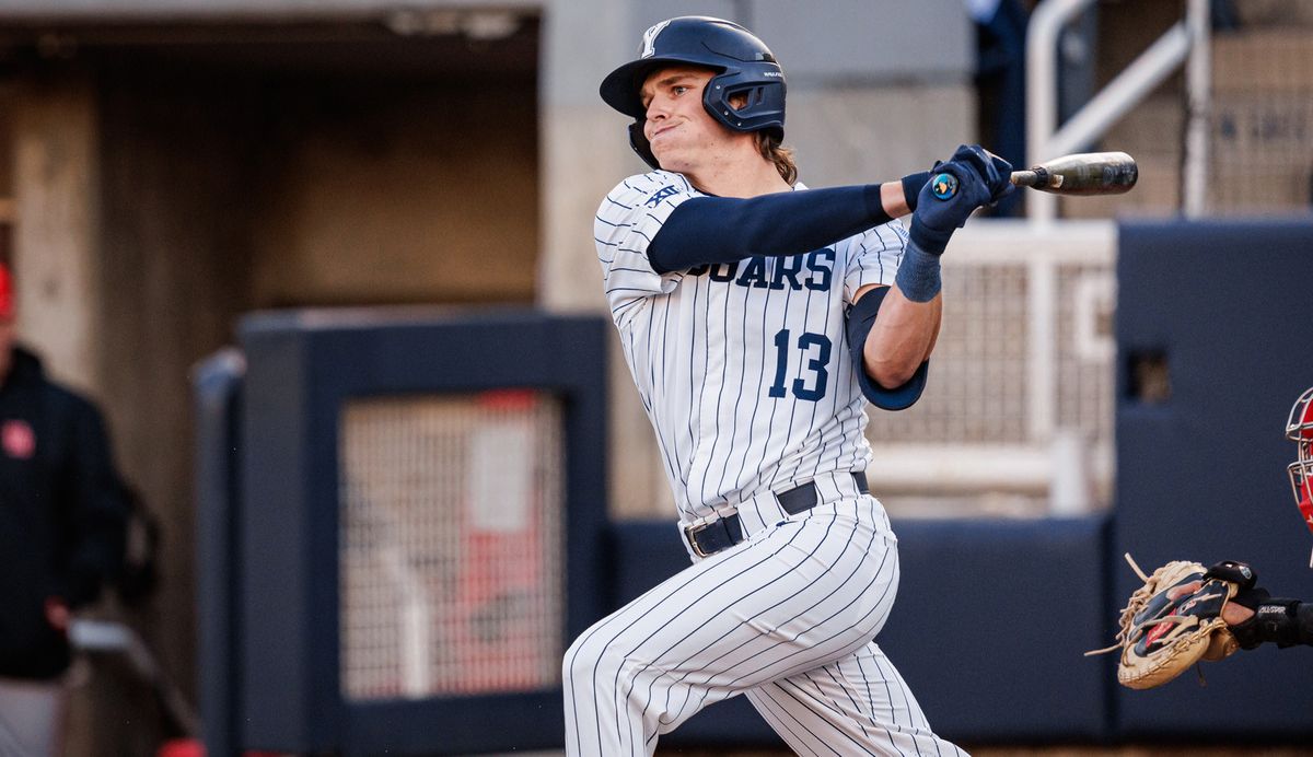 Parking TCU Horned Frogs at Houston Cougars Football