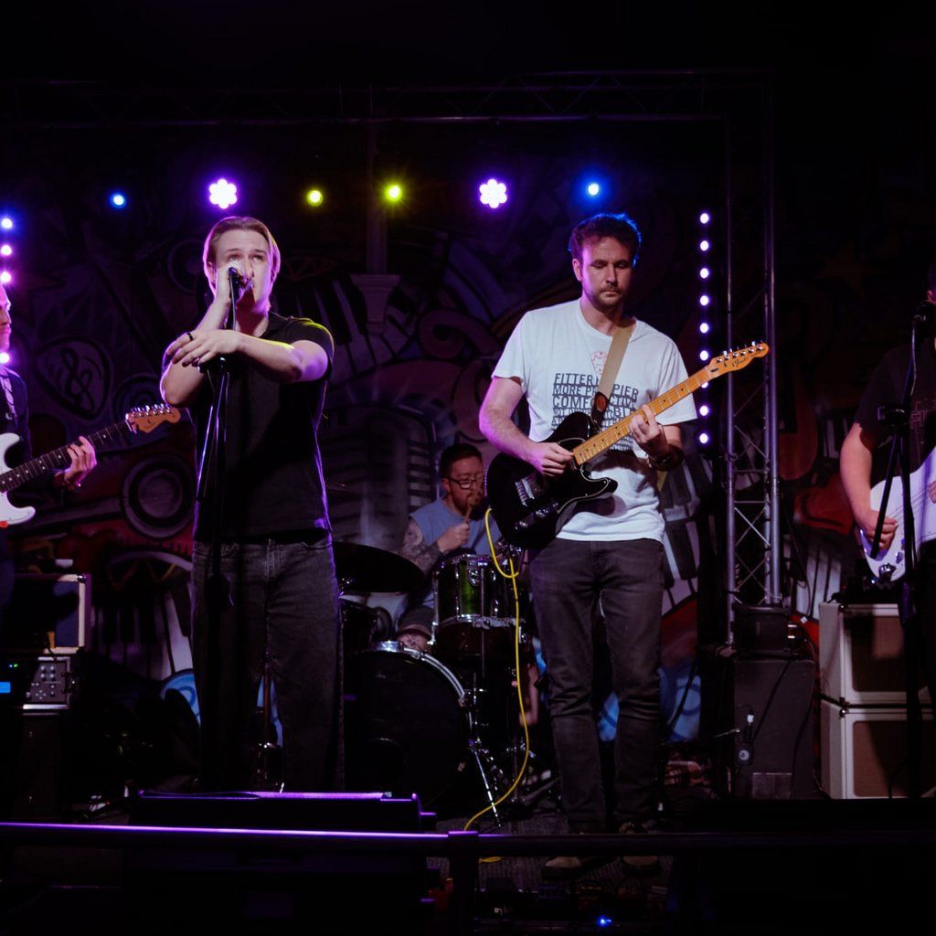 New Year's Eve: Debase Invaders