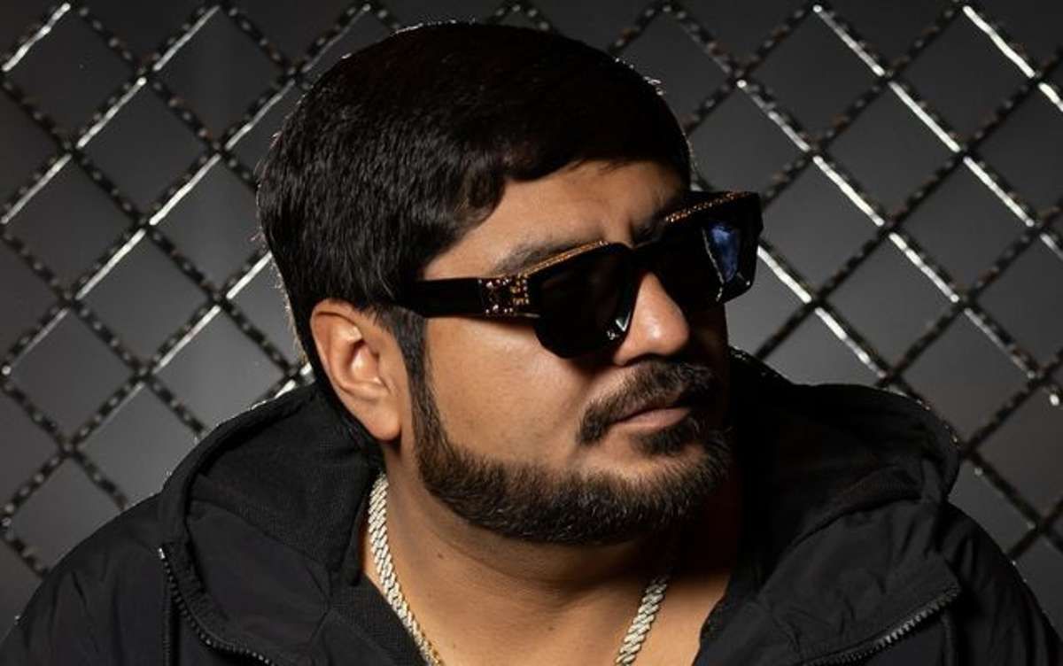 Rene Vaca (21+)