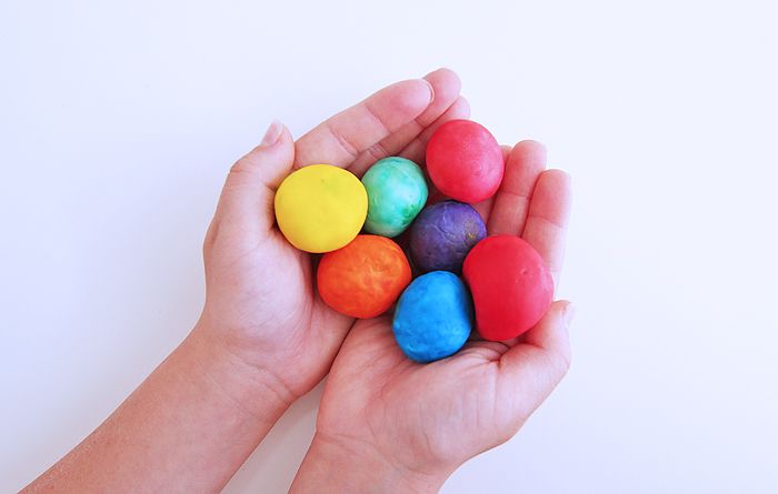 Tween Craft: DIY Bouncy Balls (ages 8 & up)