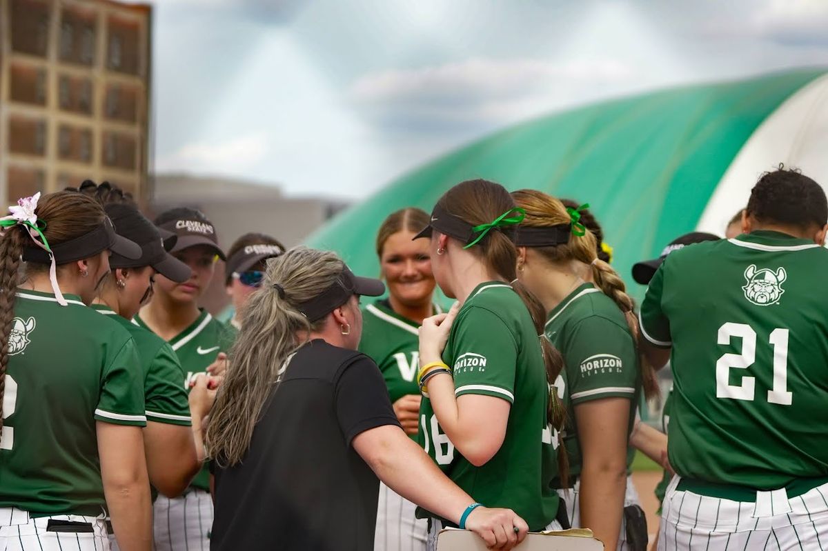 Youngstown State Penguins at Cleveland State Vikings Womens Volleyball