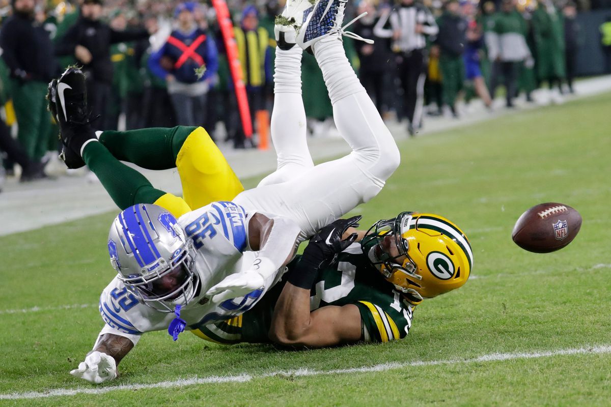 Green Bay Packers at Detroit Lions