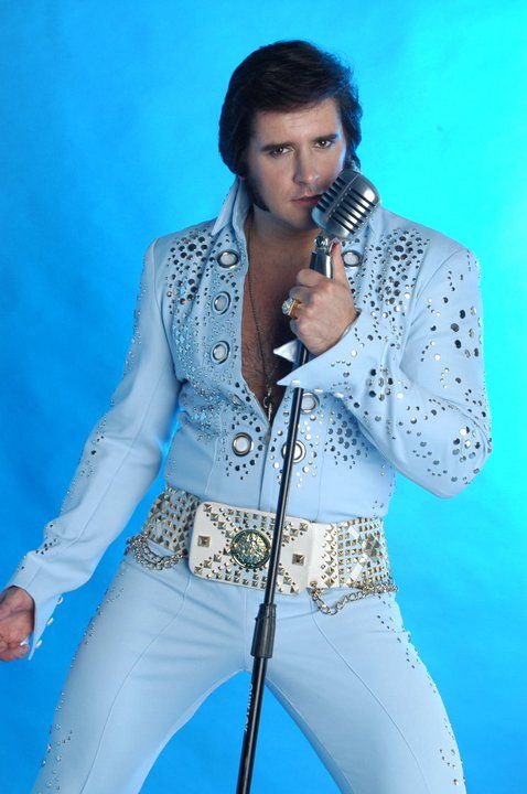 Kevin Paul as Elvis