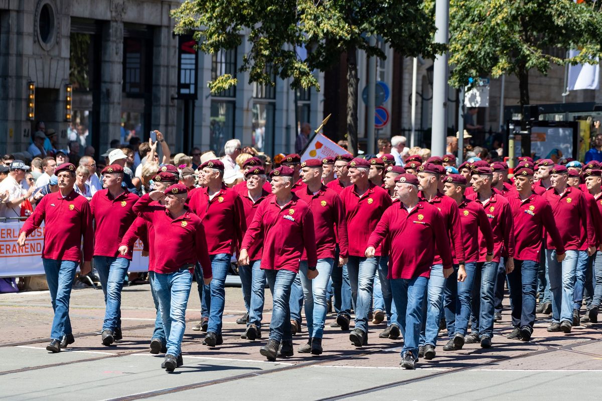 Defil\u00e9 Nederlandse Veteranendag den Haag 29 juni 2024