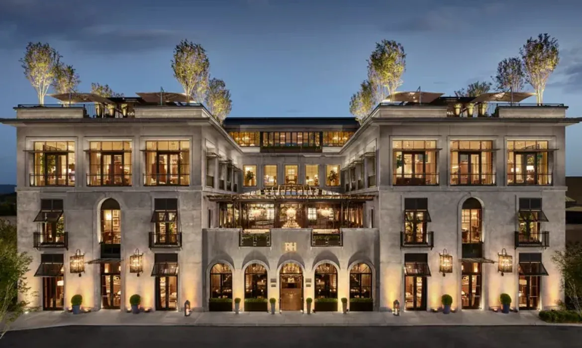 Brunch at RH Courtyard Cafe!