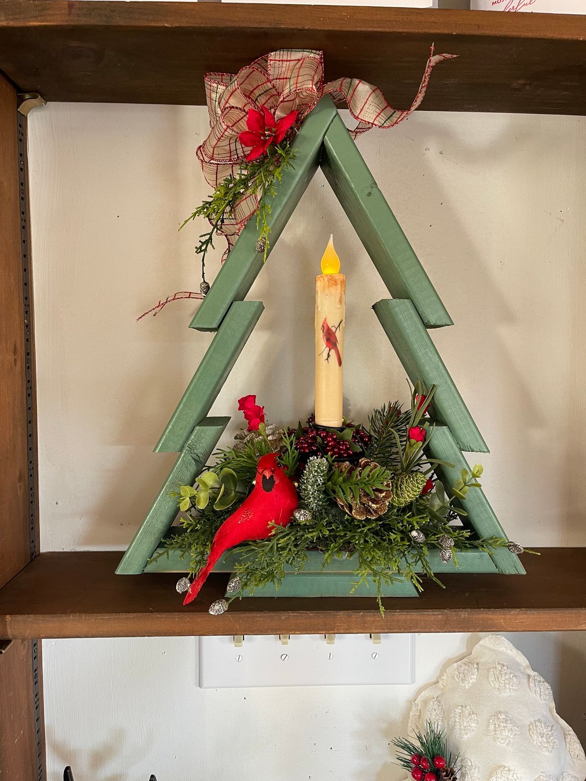 Wood Xmas Tree Arrangement