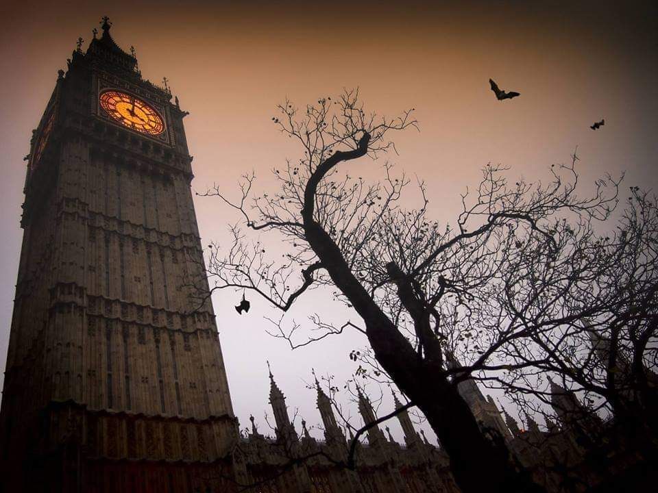 Ghost & Haunted History - Pay What You Can Walking Tour - London