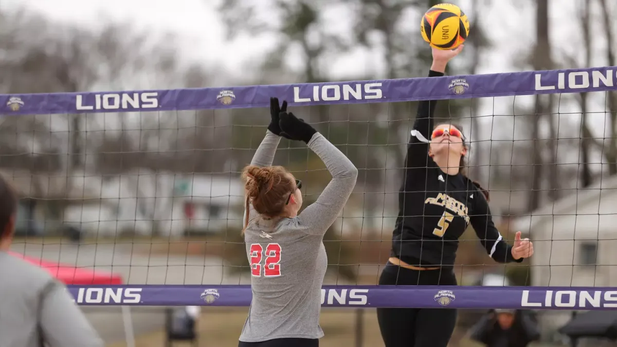 North Alabama Lions at Stetson Hatters Womens Volleyball