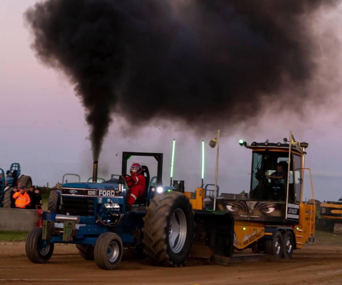 Emley Moor M-A-S-T Tractor Pulling Event