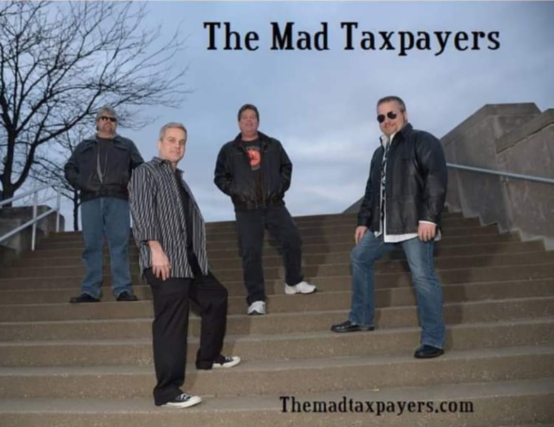 The Mad Taxpayers - On Stage in the Biergarten