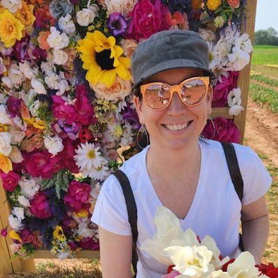 Ashlee - Rad Rocket City