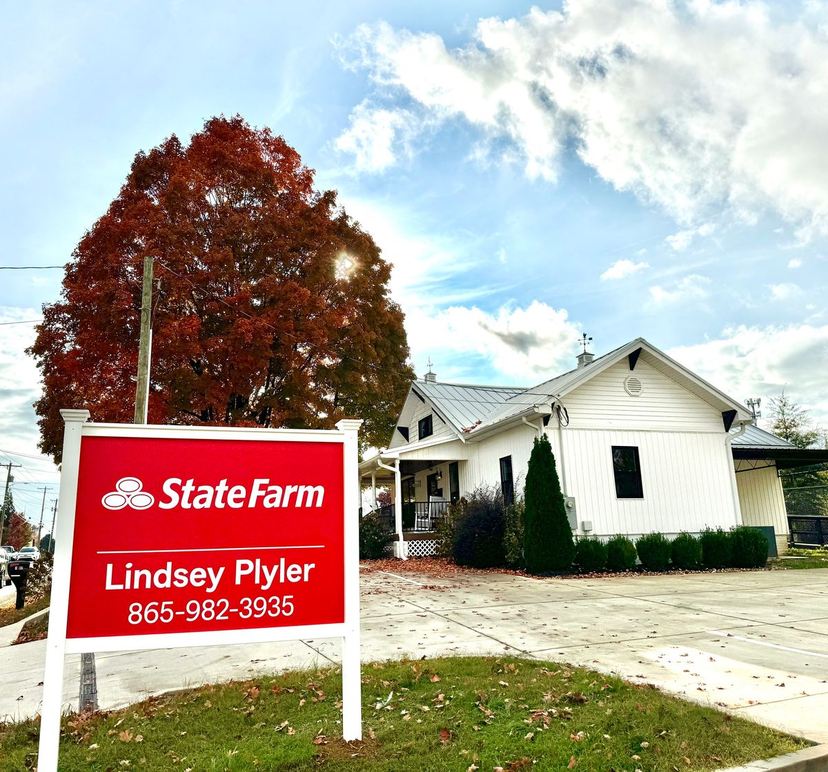 Ribbon Cutting - Lindsey Plyler State Farm Insurance