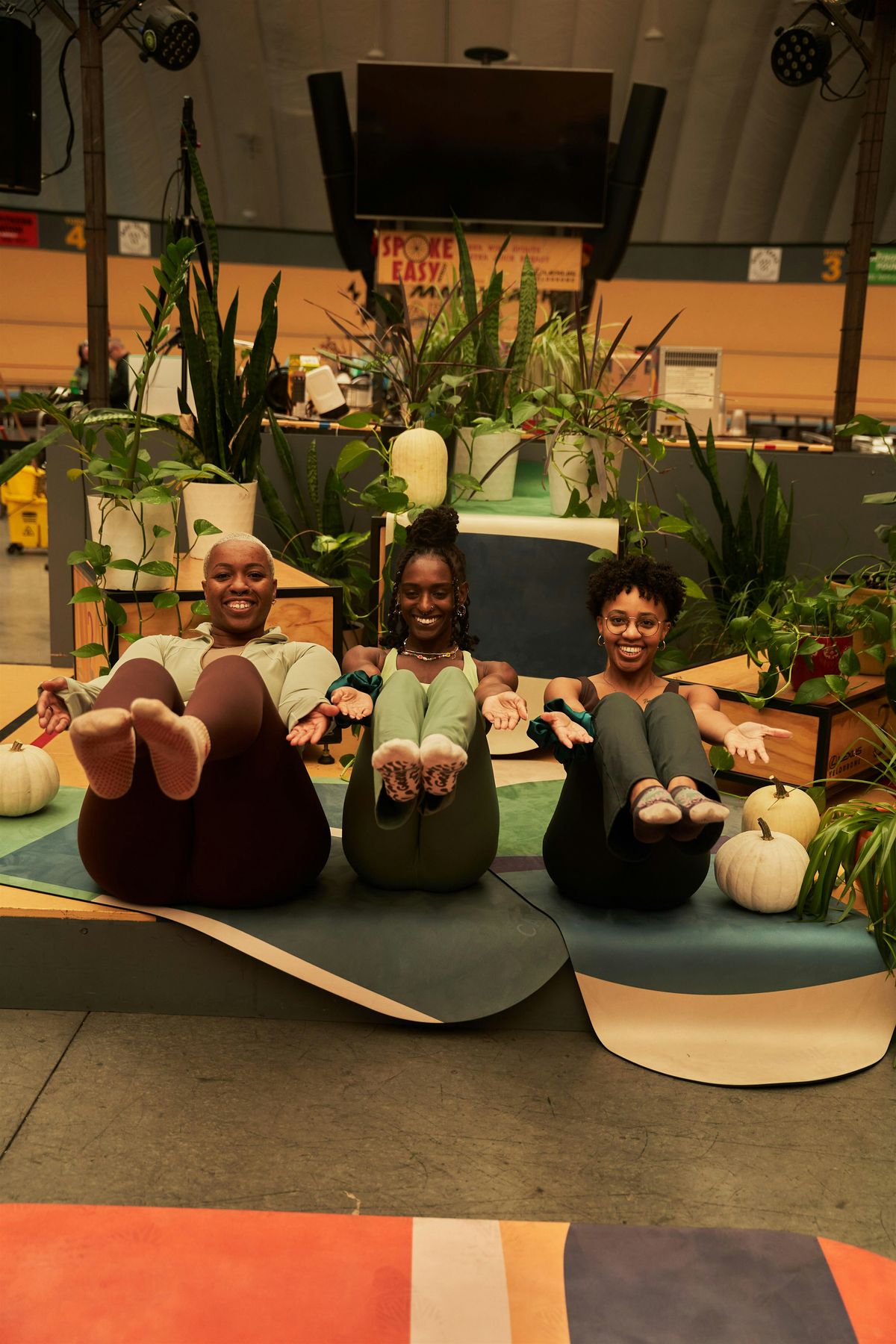 FRIENDSGIVING \u2013 Mat Pilates & Social