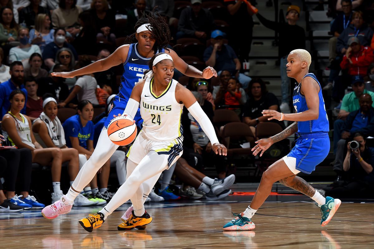 Connecticut Sun vs. Dallas Wings