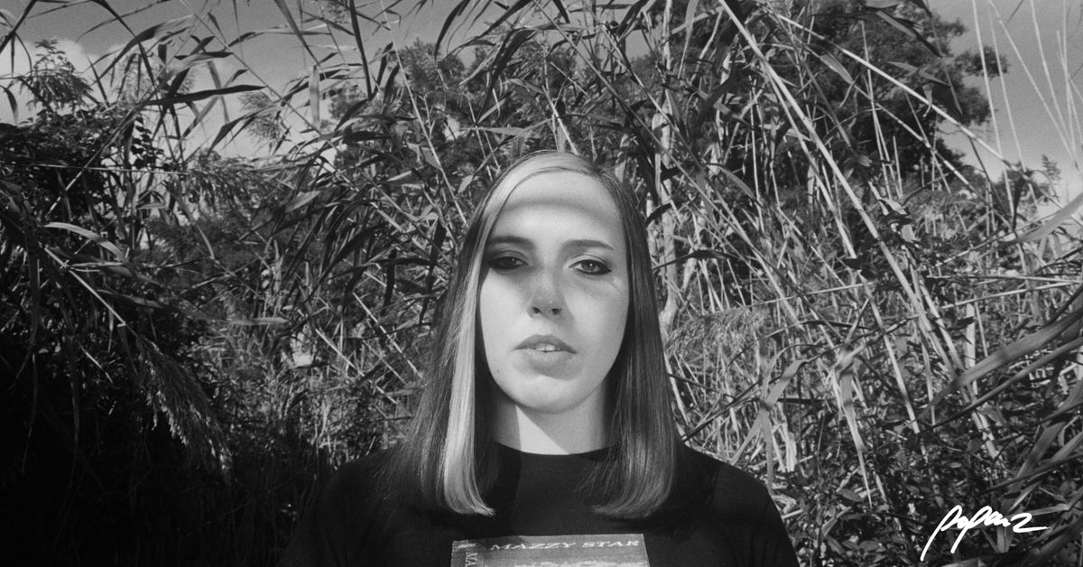 SOCCER MOMMY \u224b K\u00f6ln, Artheater