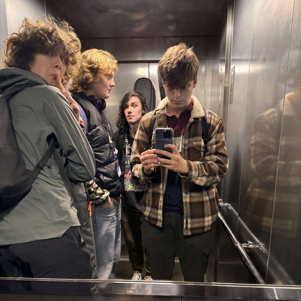 Lovell Park Road + Honey Pot \/ Smiling Politely \/ Morphic