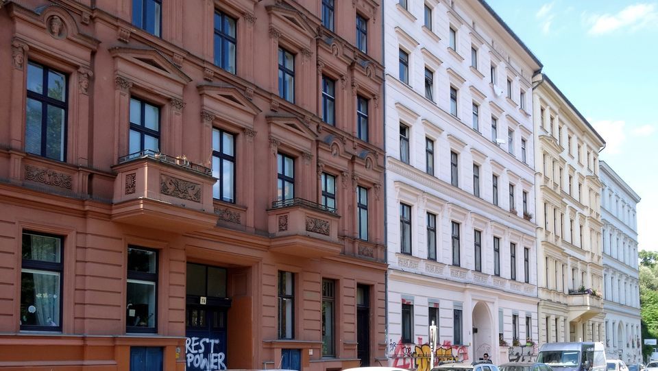 The Old Rental Buildings of Berlin: Kreuzberg (Architecture Guided Walk)