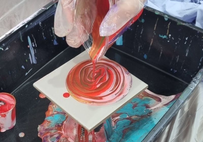 Acrylic Pouring  