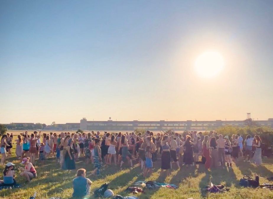 Open Air - Community Dance. Workshop. Picnic