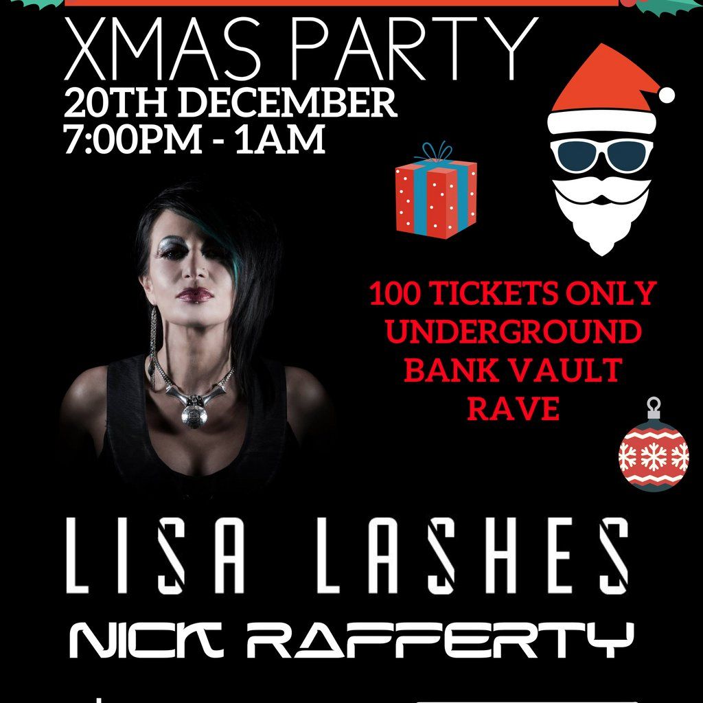 FLAUNT XMAS Party with LISA LASHES