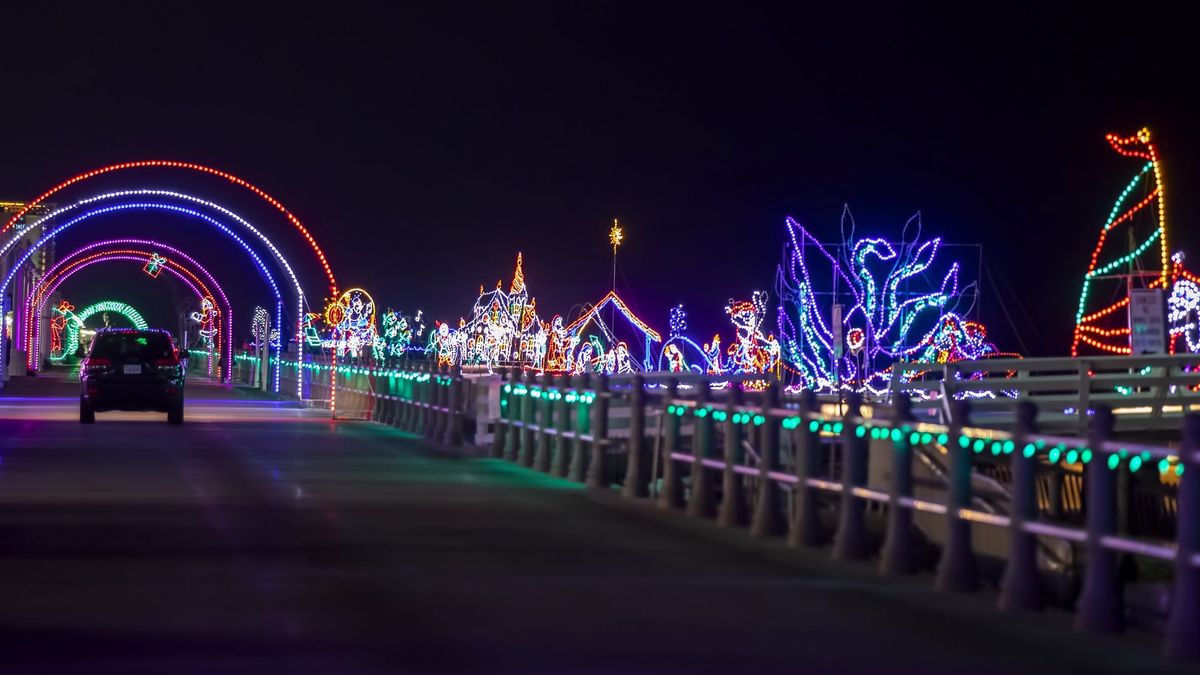 Holiday Lights at the Beach - Friday, November 15th