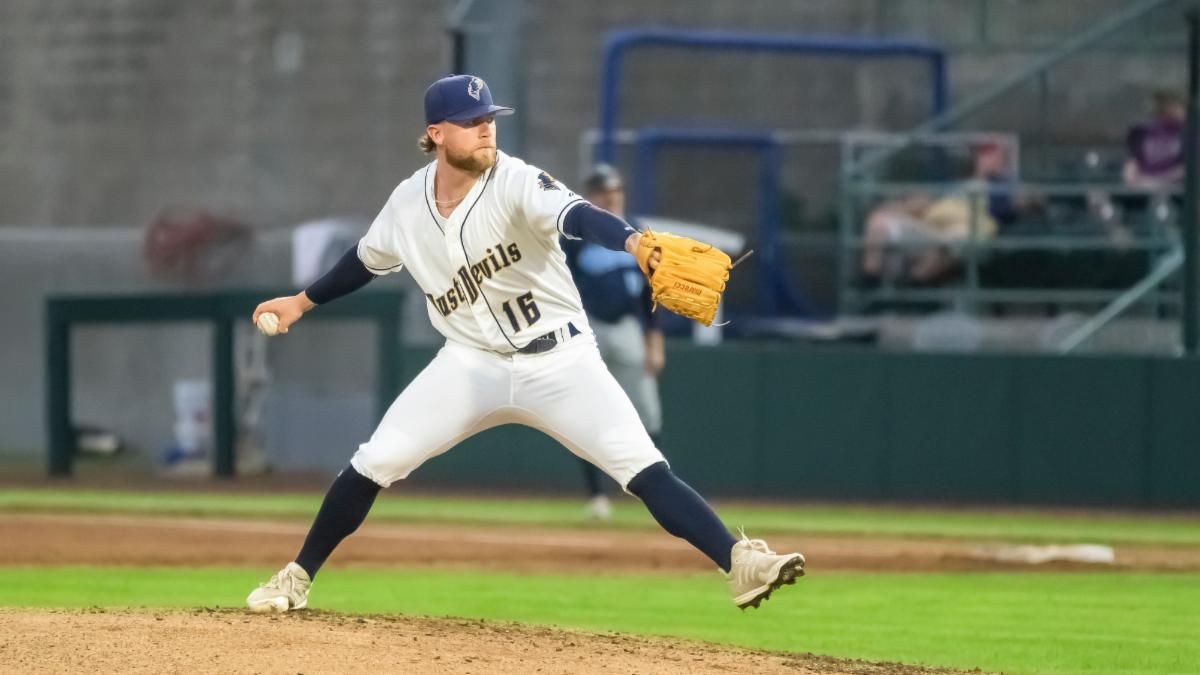 Tri-City Dust Devils vs. Eugene Emeralds