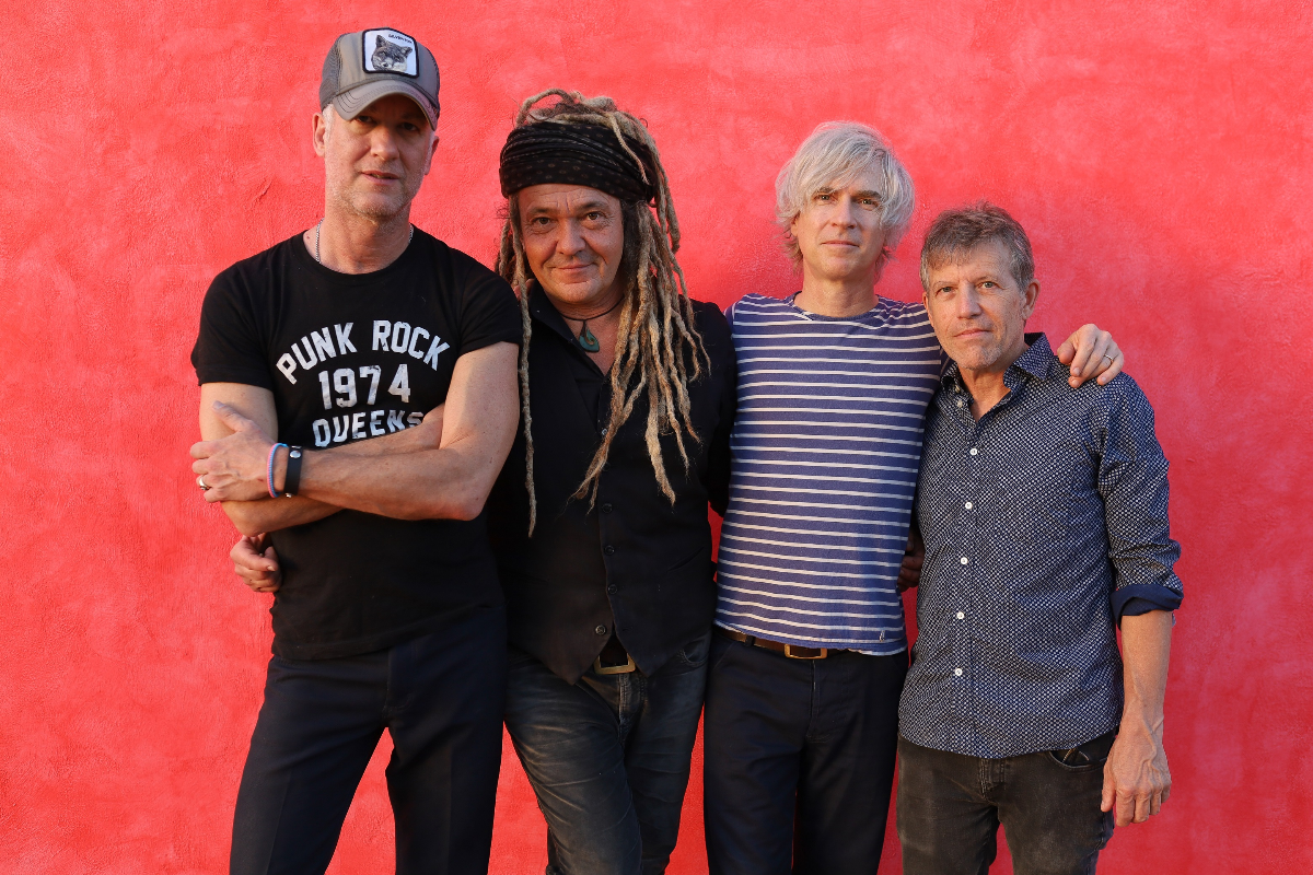 Nada Surf (21+)