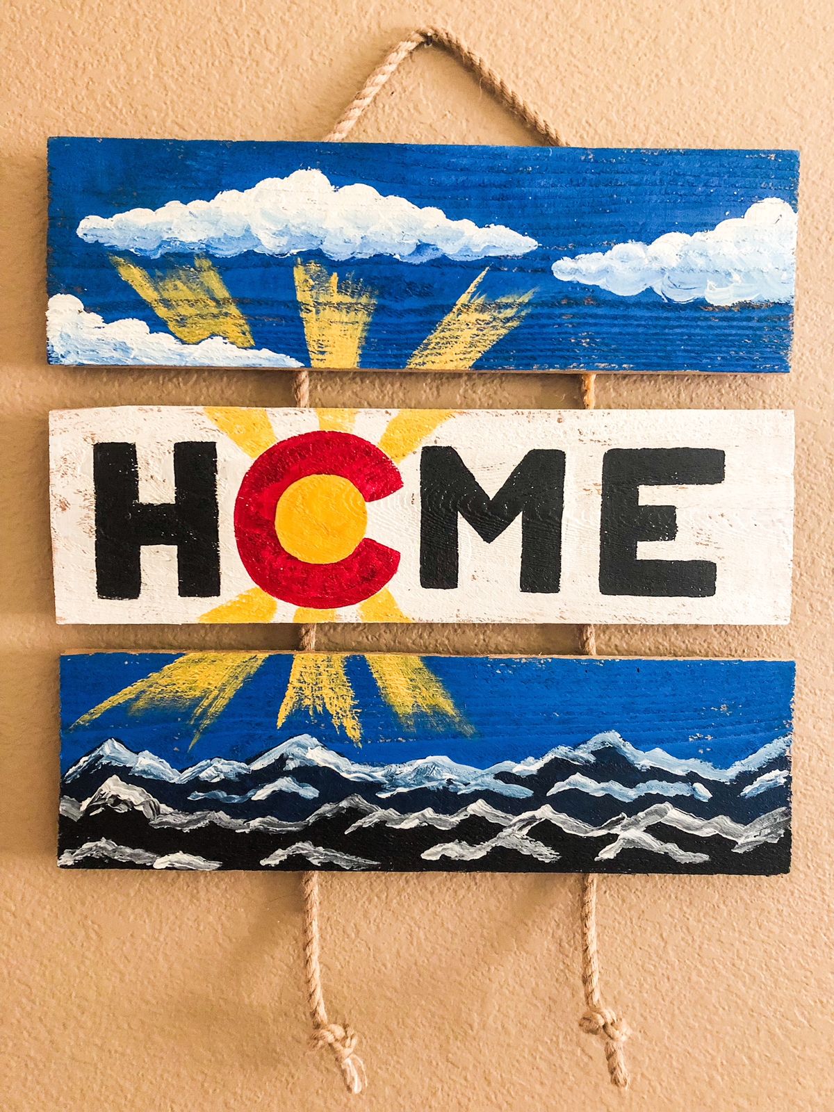 Colorado 3-piece Home Sign at Downhill Brewing Co (Greenwood Village)