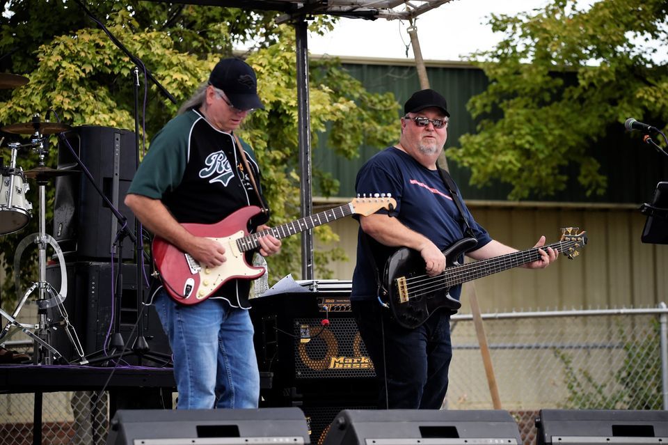 AJs host James and Vince duo from Rackensak!, AJ's Oyster House, Fort