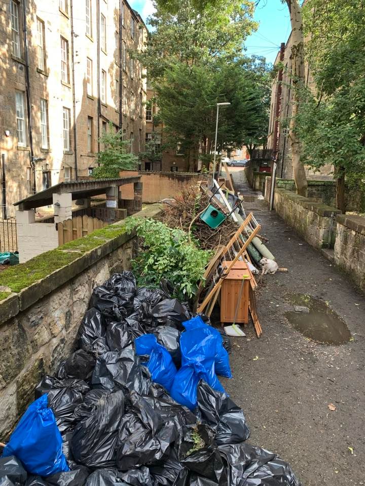 Parkgrove Terr Lane\/Kelvingrove Square clean up