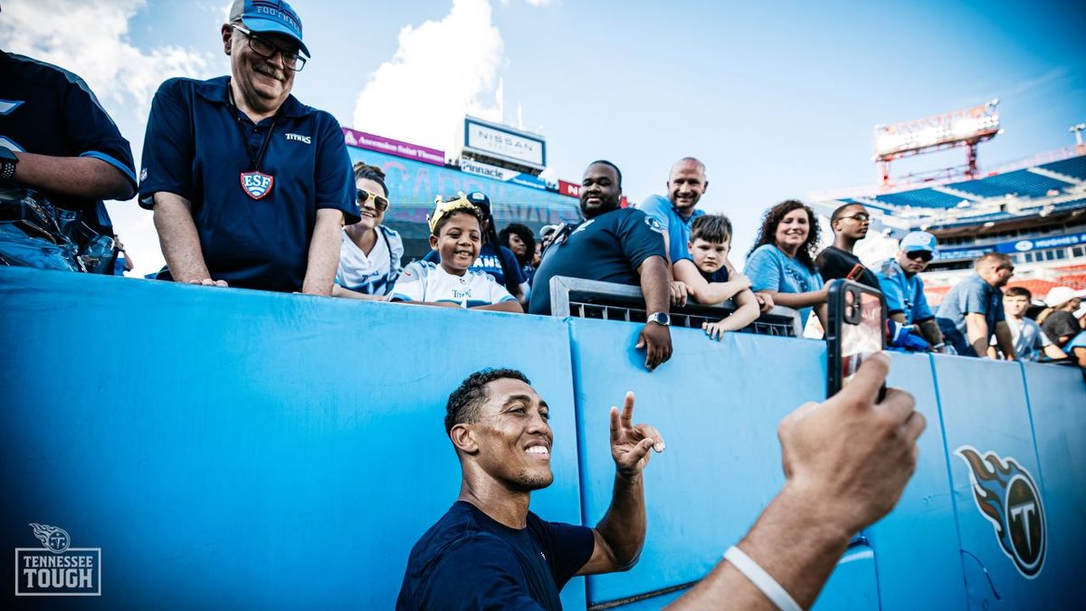 Tennessee Titans at Arizona Cardinals at State Farm Stadium