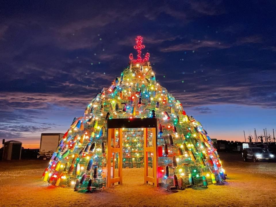 2nd Stonington Lobster Trap Tree Lighting