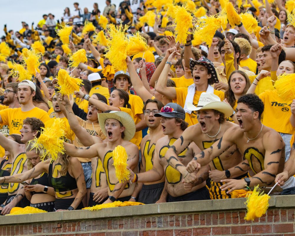 UMass Minutemen at Missouri Tigers Football